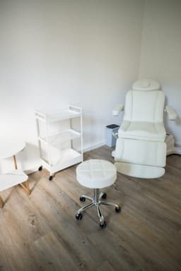 Behandlungsraum Nr. 1 — Privat